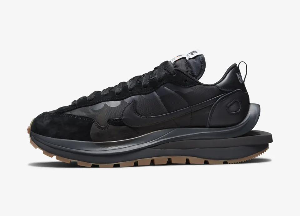 Nike x Sacai Vaporwaffle Black Gum