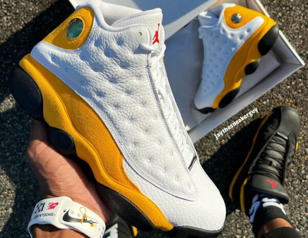 AIR Wave JORDAN Retro AJ13 DelSol (jaune doré)