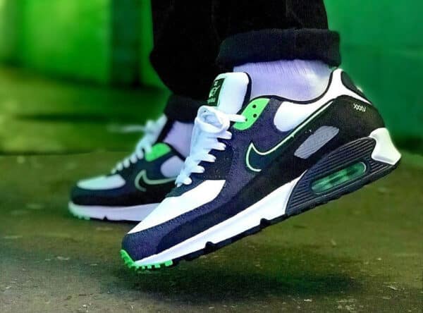 Nike Air Max 90 OG - 725233-006 - Sneakersnstuff | sneakers & streetwear online since 1999