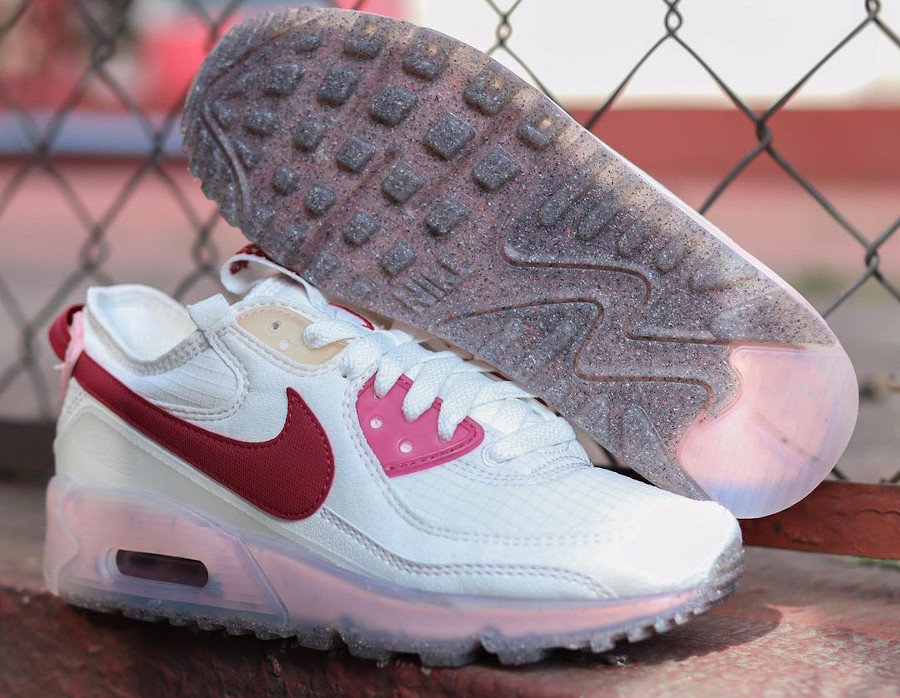 Nike Air Max 90 blanche recyclée (semelle transparente rose) (5)