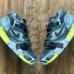 Nike Air Trainer 1 SP Dark Smoke Grey Batman grise 150x150