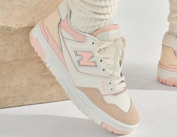 NB 550 BBW550WP White Pink Pastel (couv)