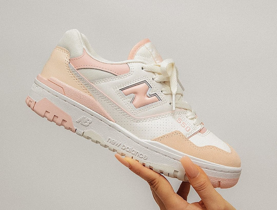new balance rose pastel Cinosural International School