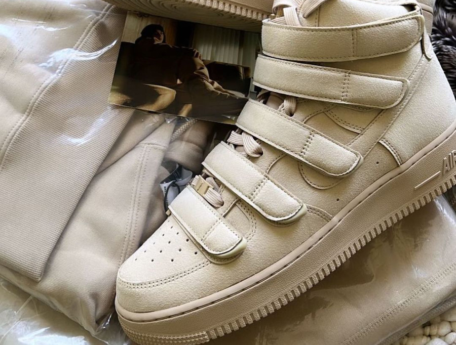 Nike AF1 High x Billie Eilish Mushroom DM7926-200 (couv)