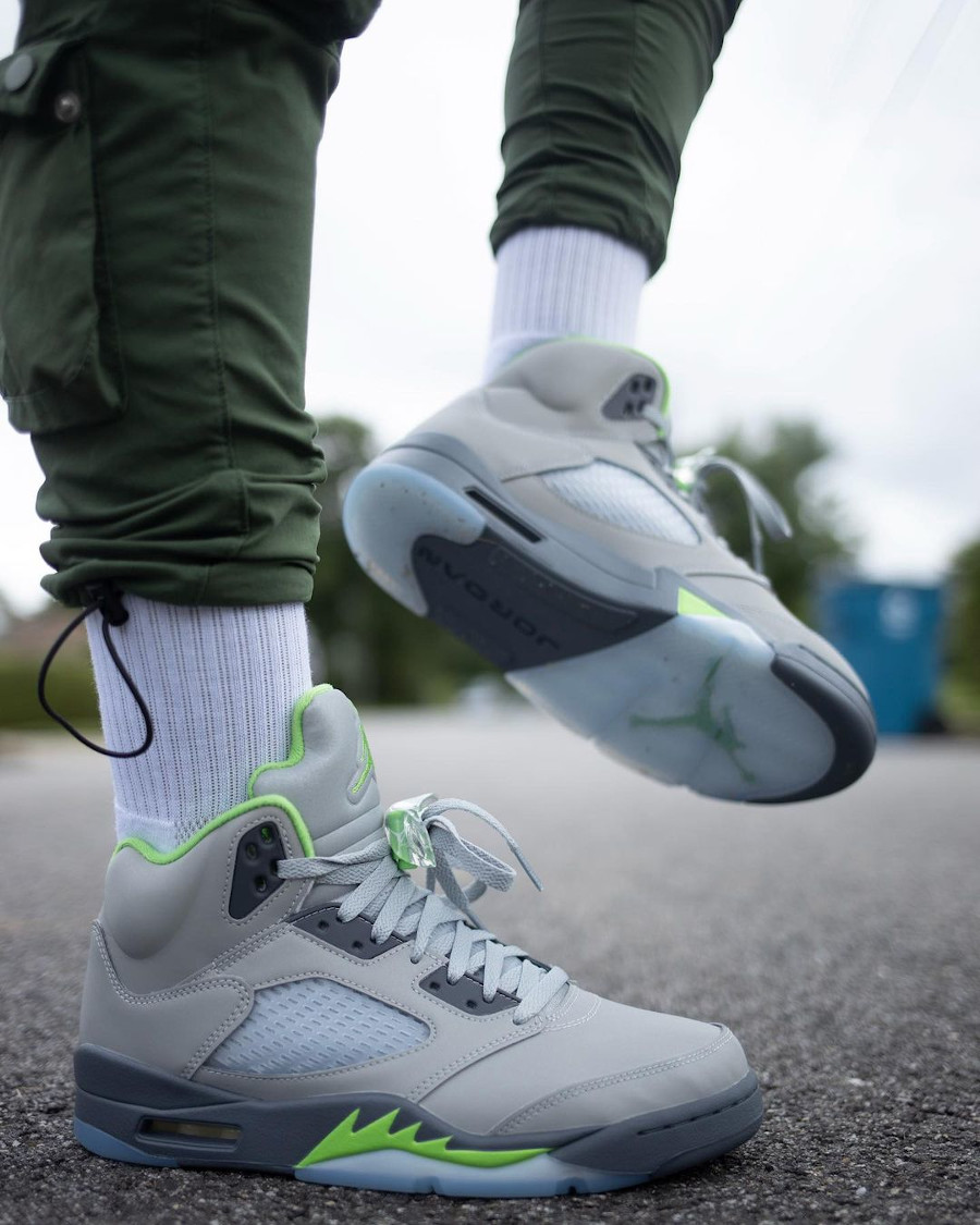 AJ5 Green Bean 2022 Sliver Flint Grey 3M Reflective DM9014 003