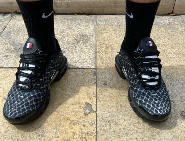 Nike Air Max Plus TN1 Saint Denis '93' (DV3194-001) - Sneakers-actus