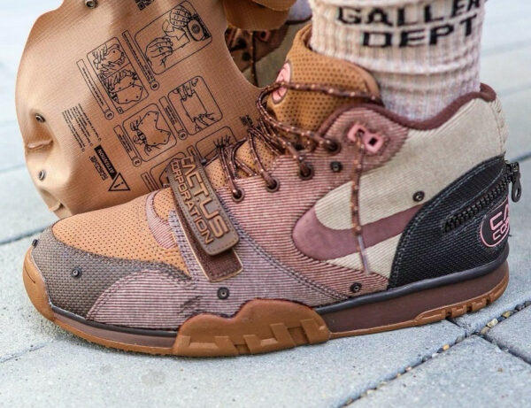 Nike Air Trainer 1 x Travis Scott Cactus Jack Archaeo Brown Rust Pink