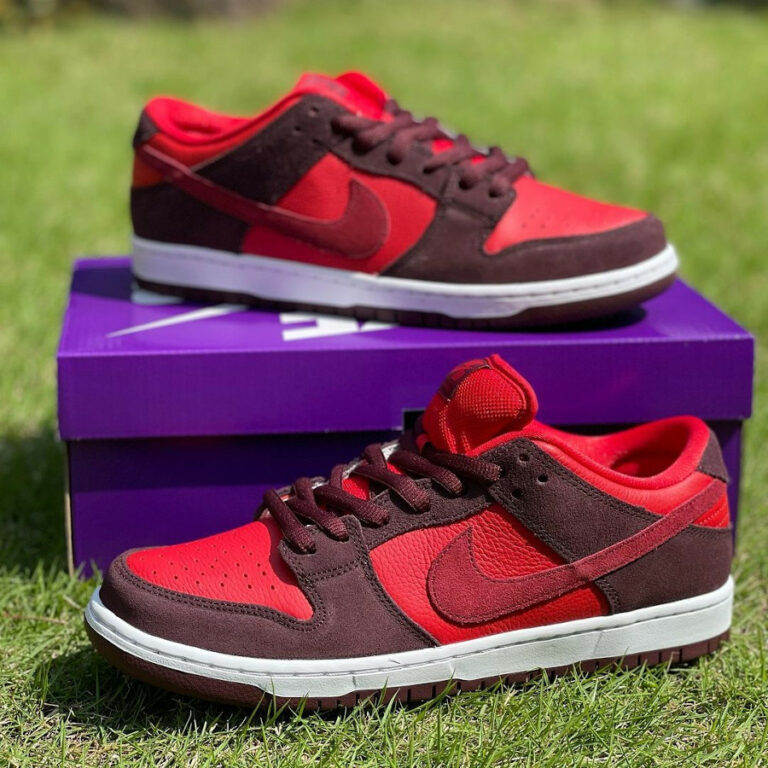 nike sb dunk low cherry