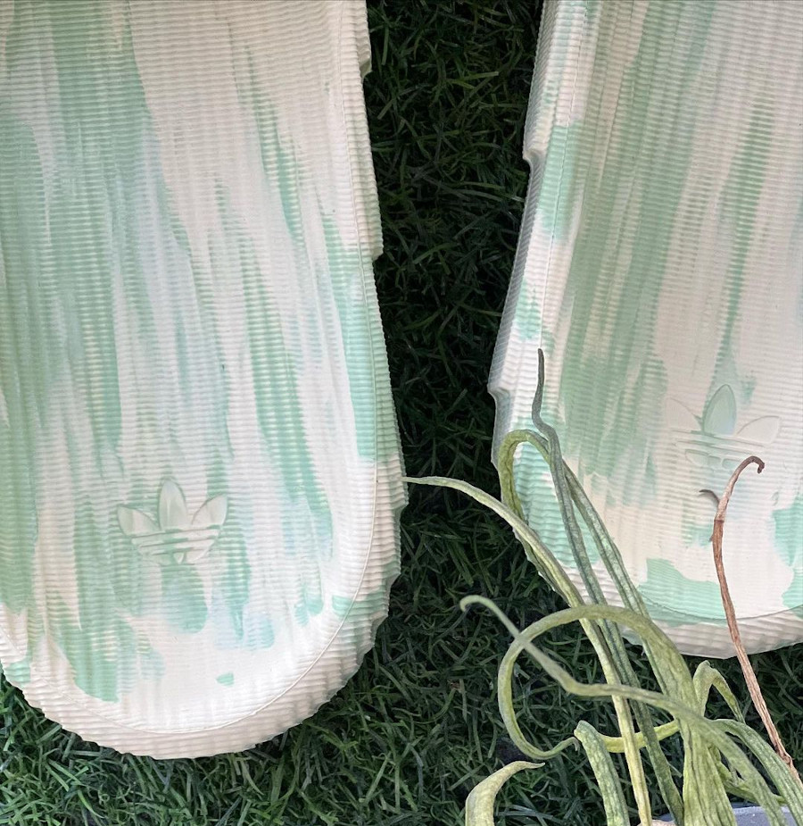 Adidas Adilette camouflage vert olive et beige (5)