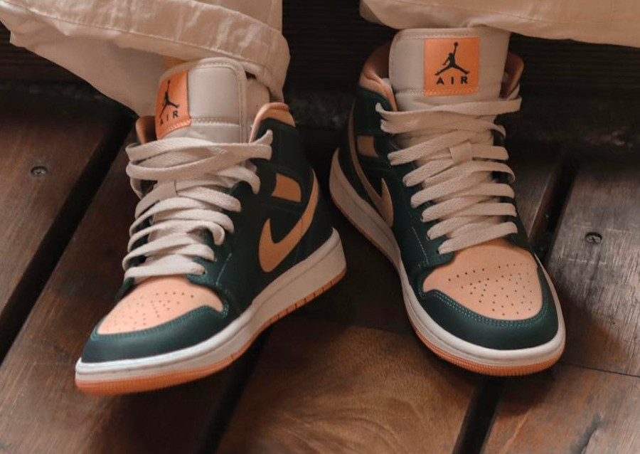Air Jordan 1 Mid Salmon Dark Teal Green BQ6472 308