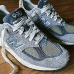 New Balance 990v2 TS en daim poilu gris (couv)