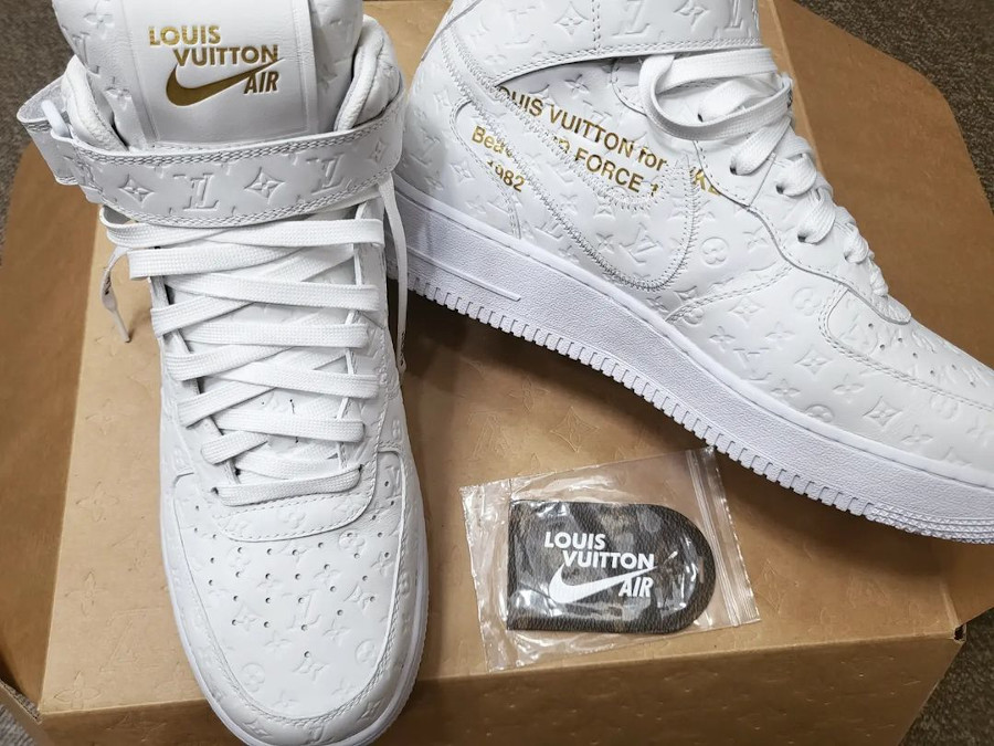 LV x Nike Air Force 1 Mid blanche (1)