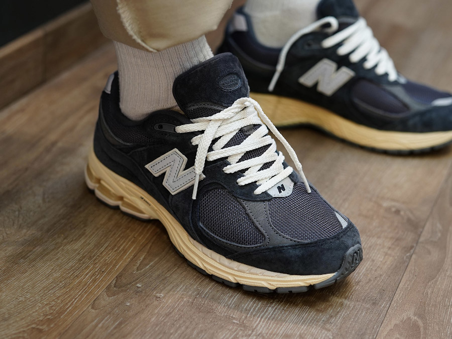 paille Viande Harnais new balance 2002r noire cratère religion Pari