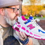 New Balance 574 Yurt blanche bleue et rose (couv)