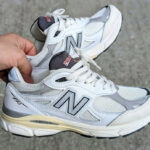 New Balance 990V3 TS blanche et crème (1)