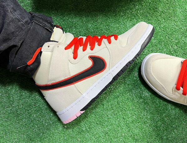 Nike SB Dunk High Pro PRM SF Giants Coconut Milk and Black