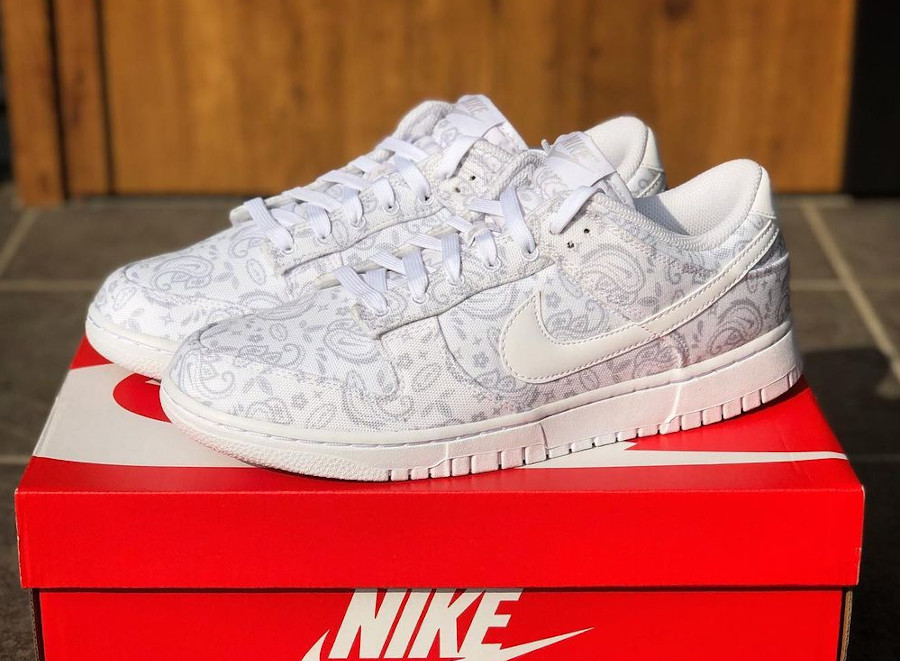 Nike Dunk Low Essential blanche cachemire (1)