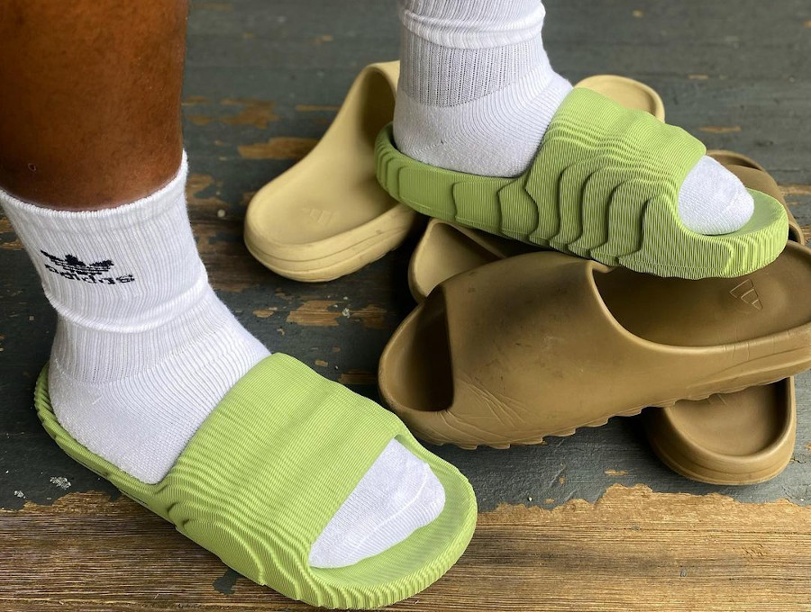 Adidas Adilette 22 Magic Lime @pghkickz_412 (couv)