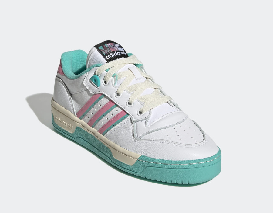 Adidas Rivalry Low blanche vert turquoise et rose (1)