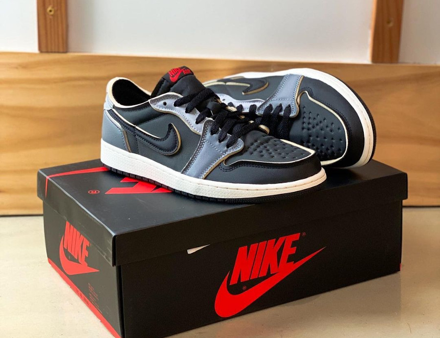 Air Jordan 1 Low Exposed Foam noire et grise (1)