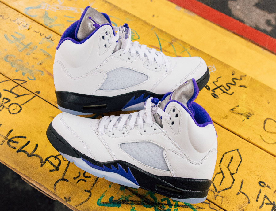 Air Jordan 5 Retro blanche et violette (4)