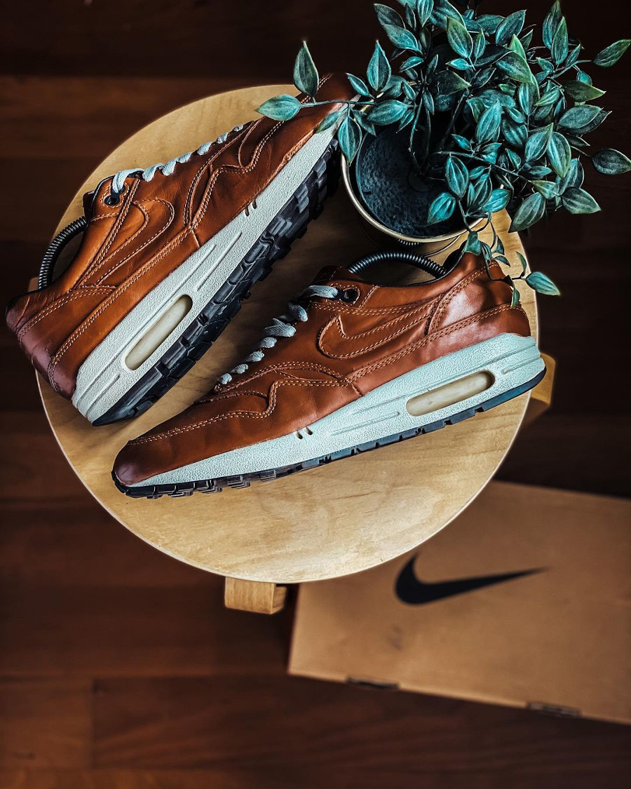 2003 Nike Air Max 1 Leather Premium Curry @tommy_swoosh