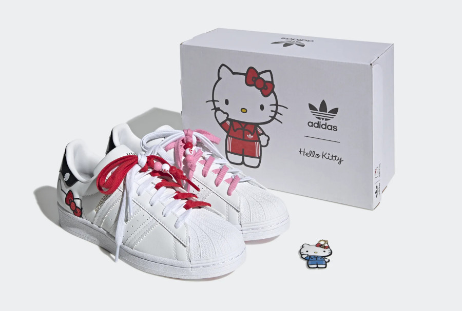 Hello Kitty x Adidas Superstar