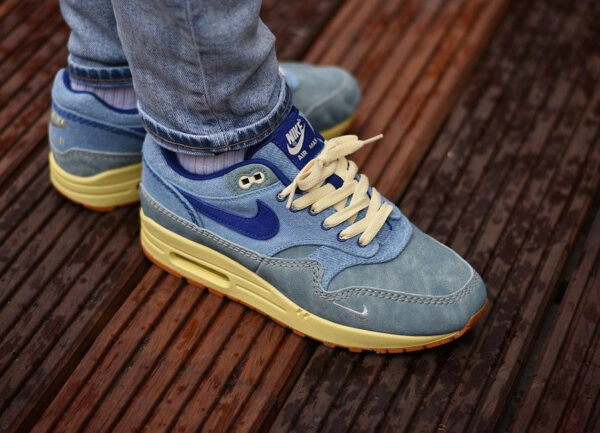 Nike air hotsell max dirty denim