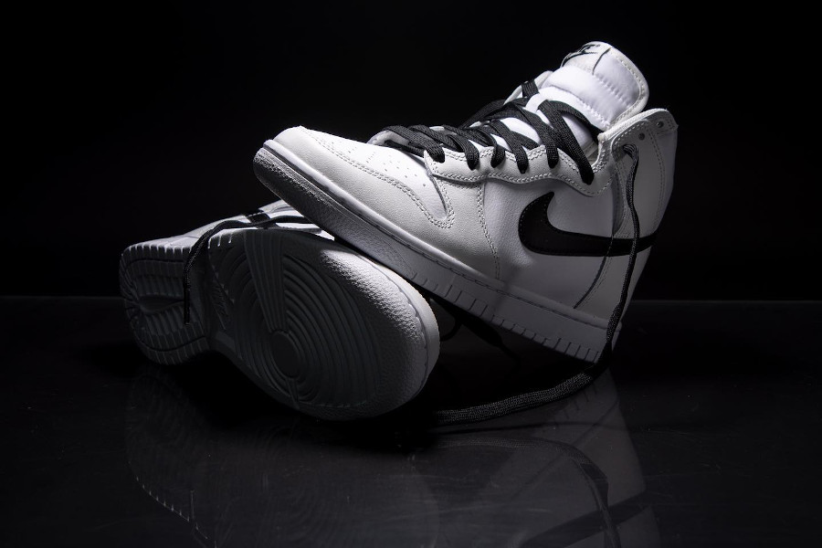 Nike Dunk High blanche et noire (1)