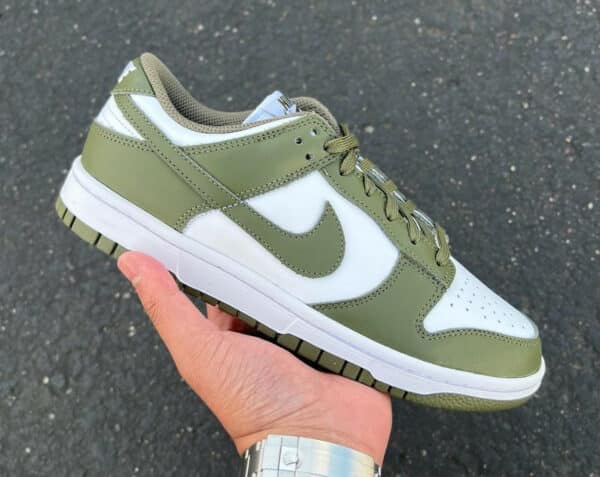 nike olive