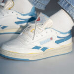 Reebok Club C 85 beige et bleu clair couv (2-1)