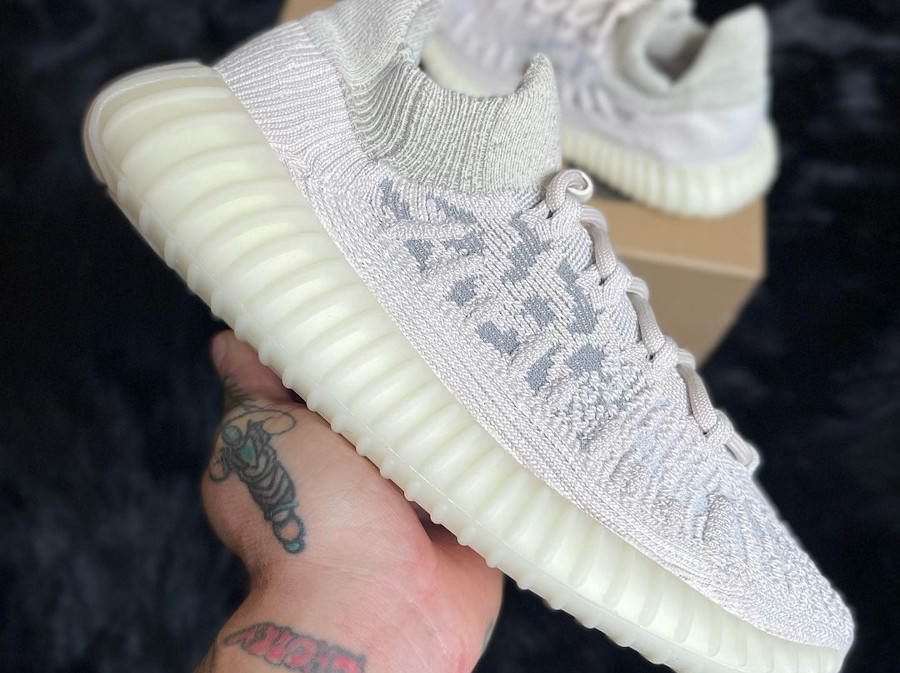 Adidas YZY 350 V2 CMPCT beige et crème (couv)