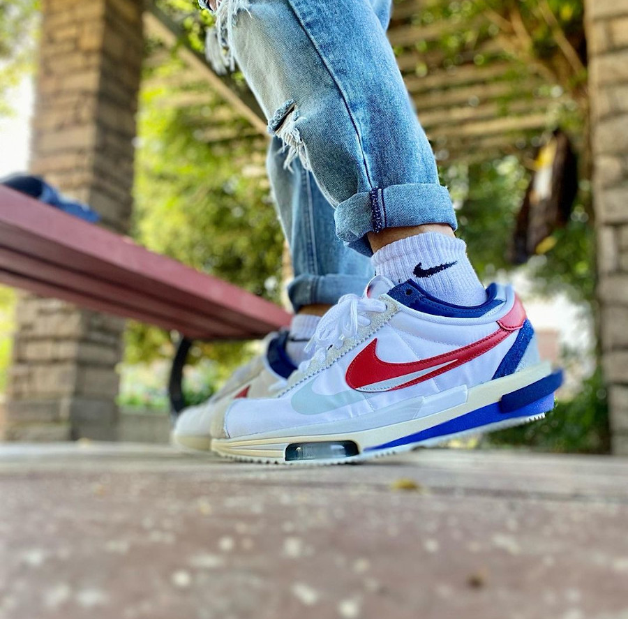 Alcanzar Manto Atar Comment portent-ils leur Nike Cortez 4.0 Sacai Forrest Gump ?