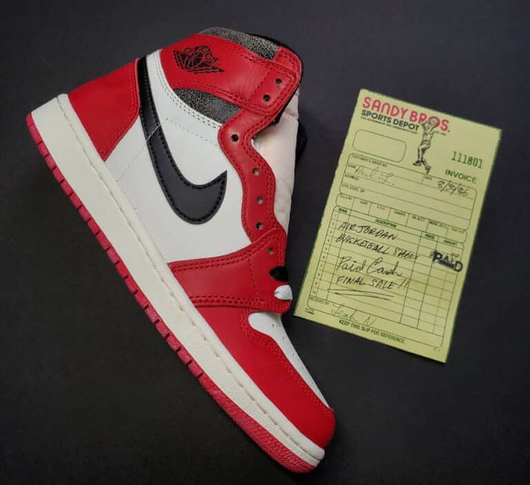 Air Jordan 1 High Chicago 2022 Réimaginée (cuir craquelé)