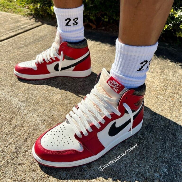 Air Jordan 1 High Chicago 2022 Réimaginée (cuir craquelé)