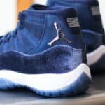 Air Jordan 11 en tissu brillant bleu foncé (5)