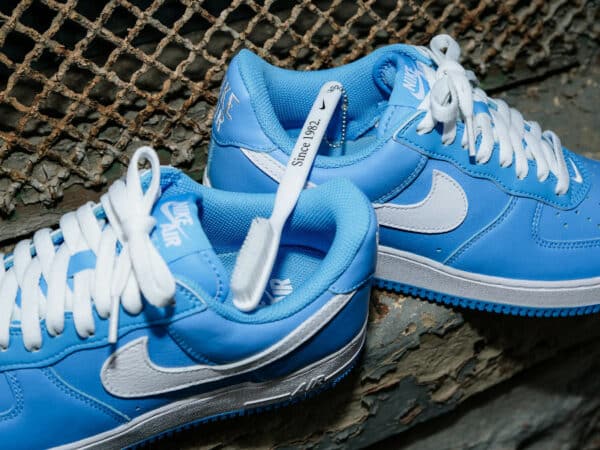 Nike Air Force One basse COTM bleu universitaire (3)