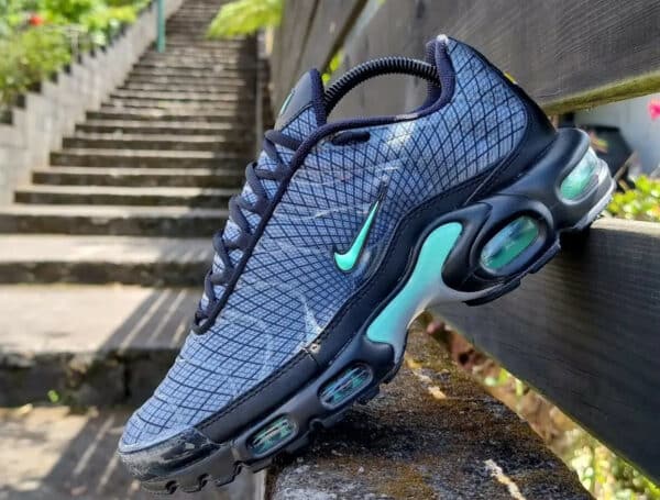 gans Marine grootmoeder Nike Air Max Plus TN1 Grid Quads Green Glow FB3351-001