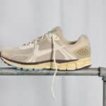 Nike Zoom Vomero 5 beige marron et bleu (4)