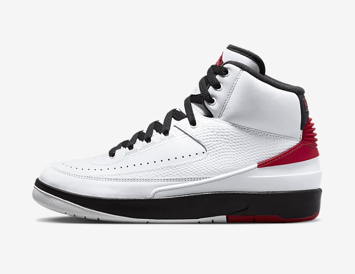 Air Jordan 2 Chicago 2022