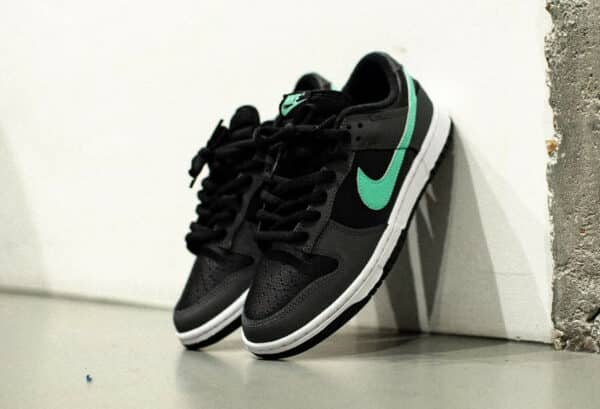Nike Dunk Low grise noire vert menthe (2)