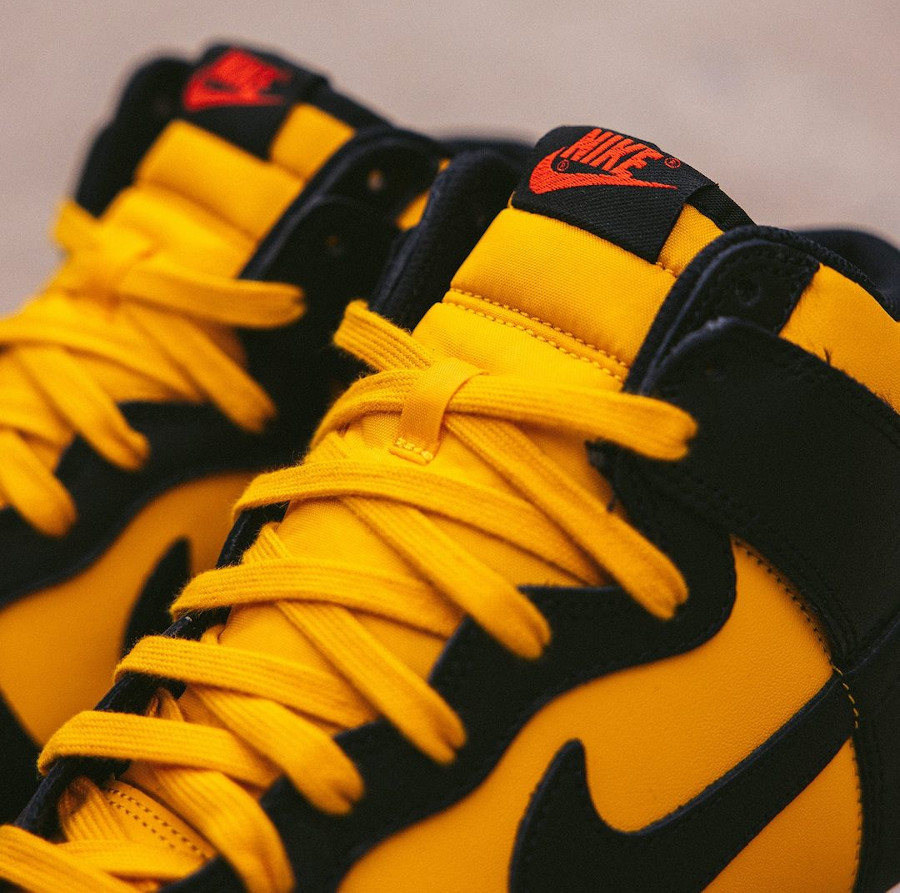 Nike Dunk montante noire jaune et rouge 2022 (3)