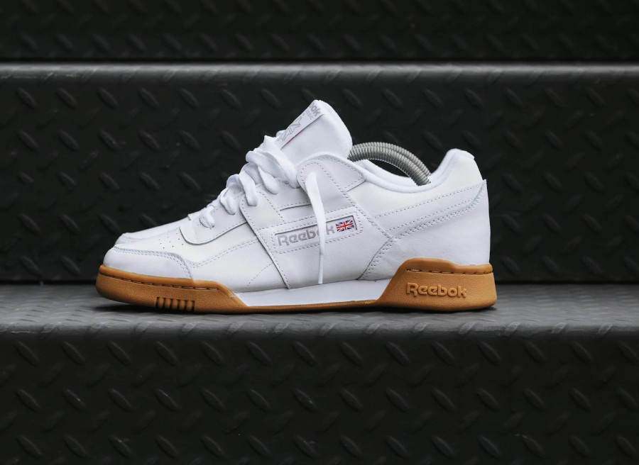 Reebok Workout blanche et gomme 2022 (5)