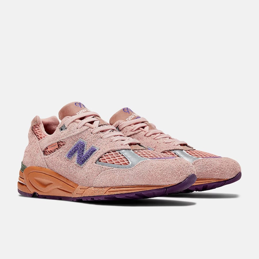 Salehe Bembury x New Balance 990v2 Sand be the Type