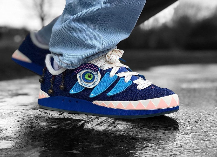 Adidas Adimatic CNY bleu on feet