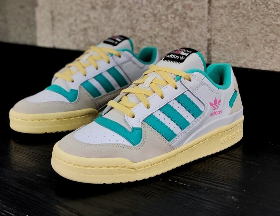 Adidas Forum Low blanche vert menthe et rose (1)