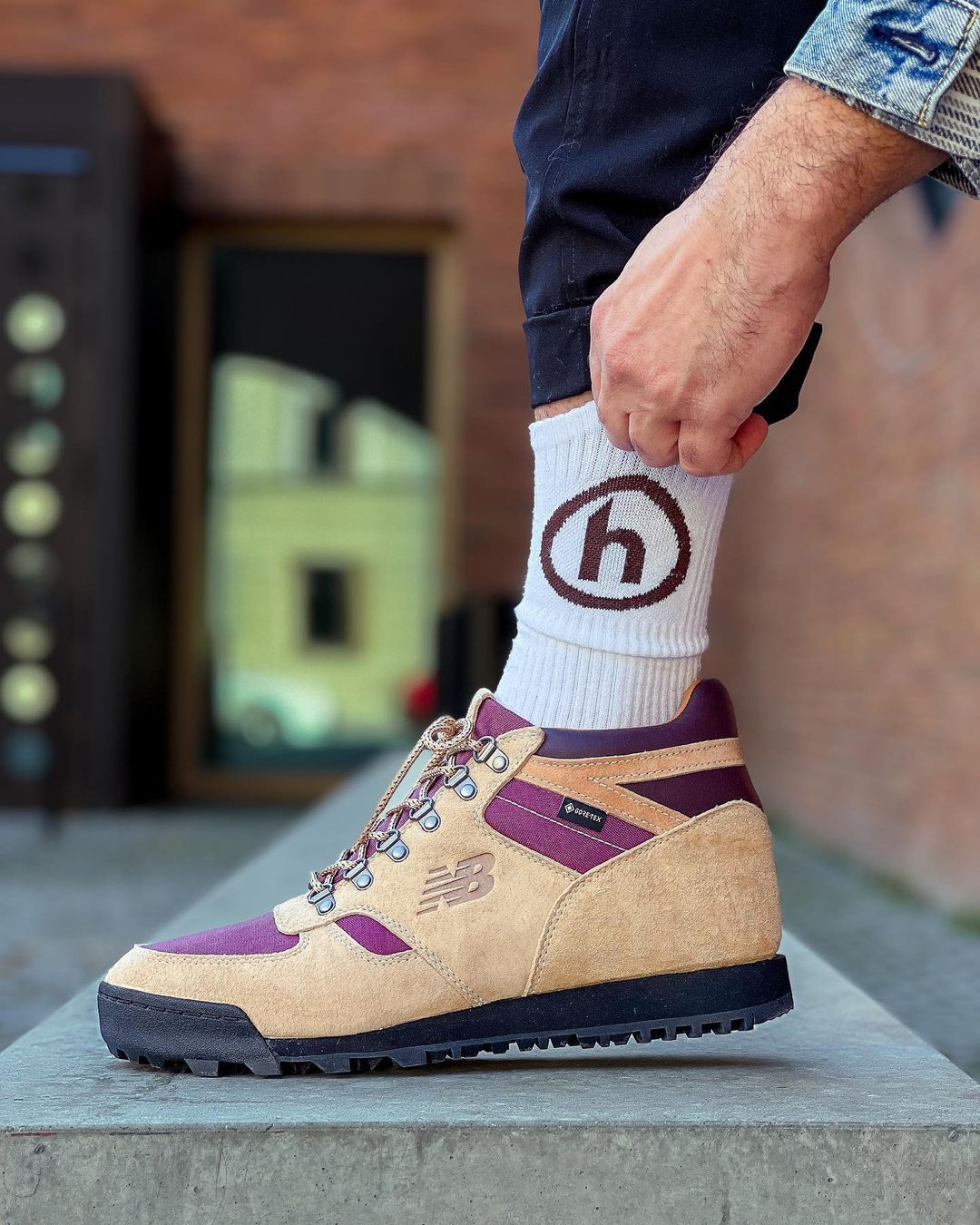 AIME LEON DORE X NEW BALANCE RAINIER - BEIGE / PURPLE