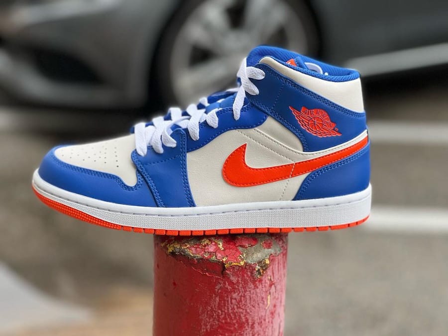 JORDAN Air Jordan 1 Mid Knicks, FD1029-400, game royal/rush  orange-phantom at solebox