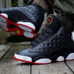 Air Jordan 13 OG noire 25ème anniversaire (4)