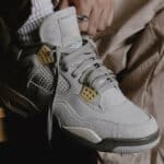 Air Jordan 4 Craft grise et beige (7)